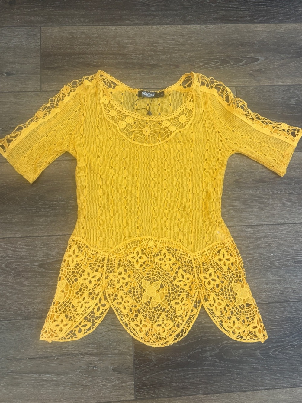 Yellow Crochet Lace Tunic with Floral Detail. NWOT